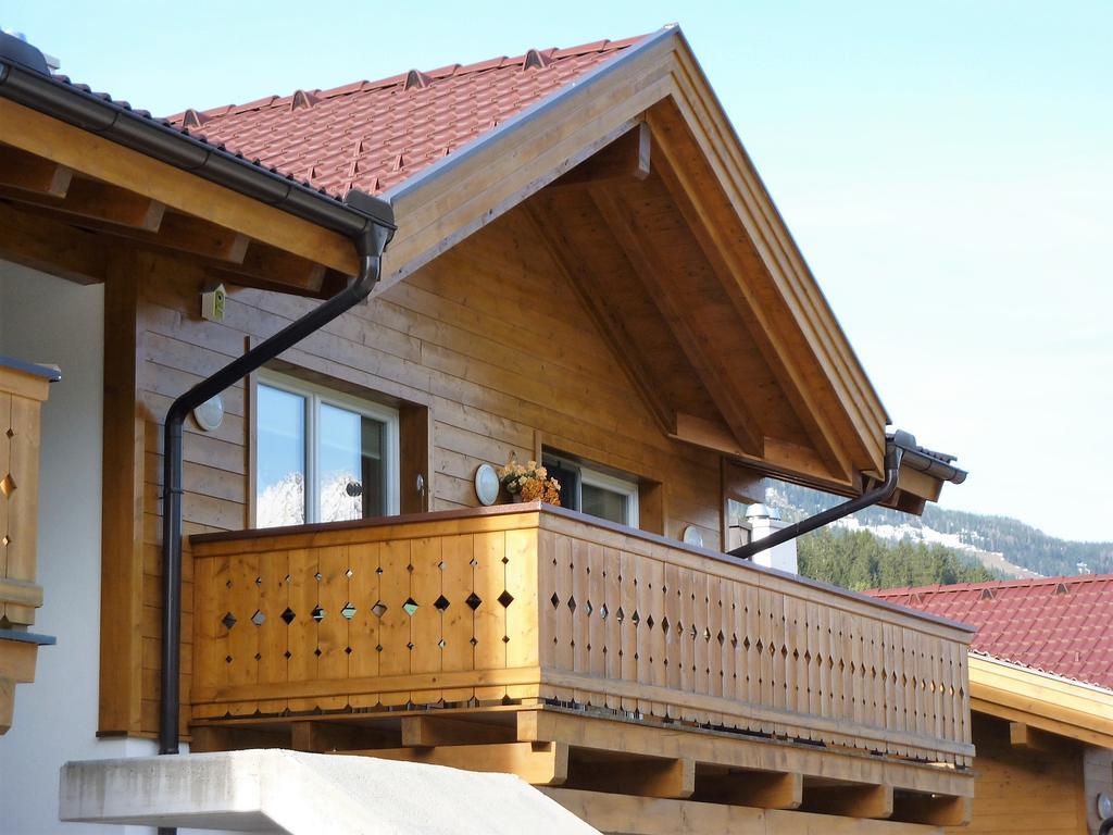 Haus Christine Lägenhet Neukirchen am Großvenediger Exteriör bild